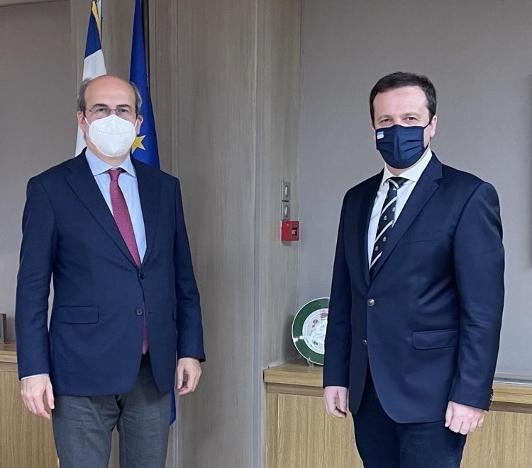 O Λίουτας στον Υπουργό Εργασίας για να λάβουν οι αγρότες και  οι κτηνοτρόφοι τη σύνταξη