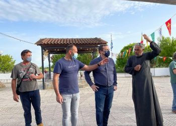 Αυτοψία  Λιούτα στον πληγωμένο από τον σεισμό Ναό του Αγίου Γεωργίου στην Πατουλιά