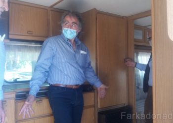 Ο Μπάρδας είναι εδώ και όταν «σβήνουν» τα φώτα