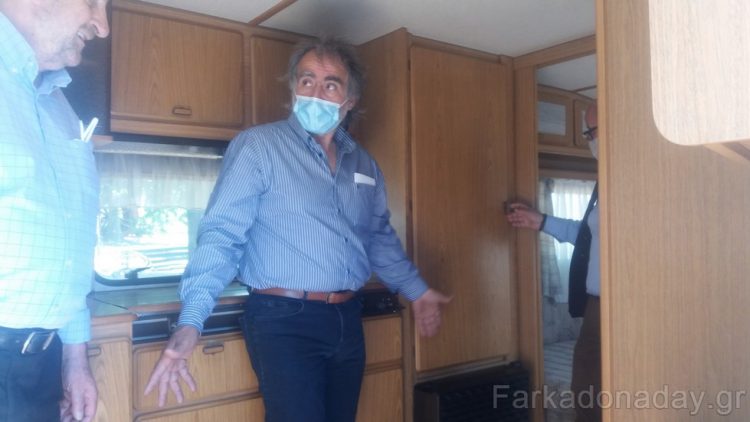 Ο Μπάρδας είναι εδώ και όταν «σβήνουν» τα φώτα