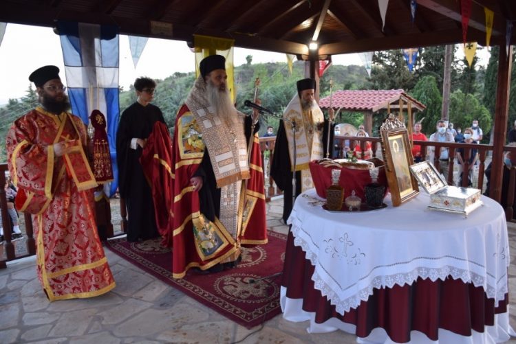 Τα Βούναινα γιόρτασαν τον «Αιματοβλύτη»  Άγιο Νικόλαο