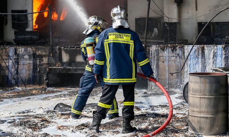 ‘Ανταρσία” από τους Πυροσβέστες – Ρίχνουν ”άκυρο” στα εμβόλιο!