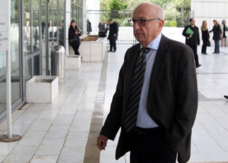 Καθαρογράφηκε η απόφαση του δικαστηρίου: «Στο ΠΑΣΟΚ τα χρήματα από τα μαύρα ταμεία της Siemens» – Απαλλαγή για Τσουκάτο και άλλους 12
