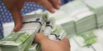 Επιστρεπτέα προκαταβολή: Μπαράζ ελέγχων και διασταυρώσεων