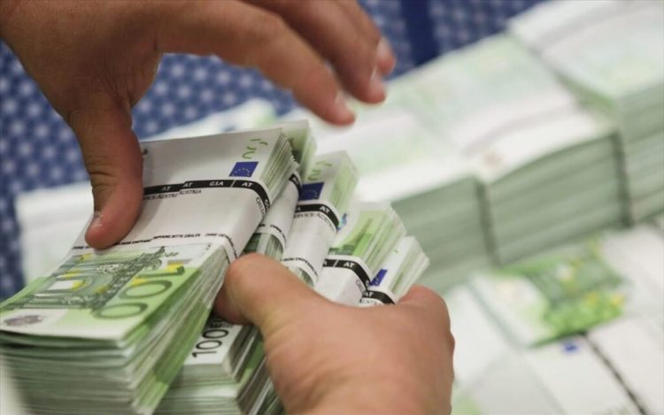 Επιστρεπτέα προκαταβολή: Μπαράζ ελέγχων και διασταυρώσεων