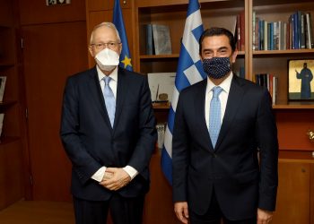 Συνάντηση Σκρέκα με τον Κυβερνήτη της Τράπεζας Ανάπτυξης του Συμβουλίου της Ευρώπης για την ενεργειακή φτώχεια