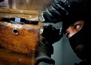 Άγνωστοι λήστεψαν τον Ι. Ναό Κοιμήσεως της Θεοτόκου στο Δροσερό