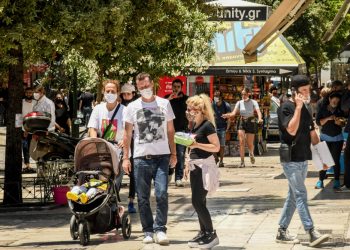 Μετάλλαξη Δέλτα: Φόβοι για τέταρτο κύμα της πανδημίας ακόμα και μέσα στο καλοκαίρι – Πόσο προστατεύουν τα εμβόλια