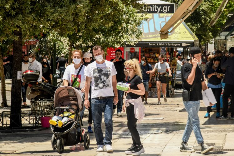 Μετάλλαξη Δέλτα: Φόβοι για τέταρτο κύμα της πανδημίας ακόμα και μέσα στο καλοκαίρι – Πόσο προστατεύουν τα εμβόλια