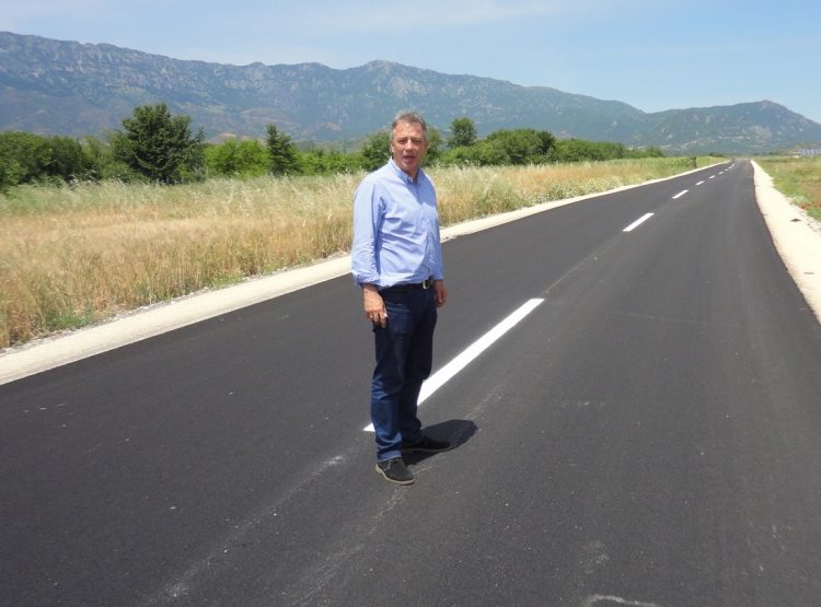 Όποια πέτρα κι αν σηκώσει κανείς βρίσκει… Χρήστο Μιχαλάκη!!