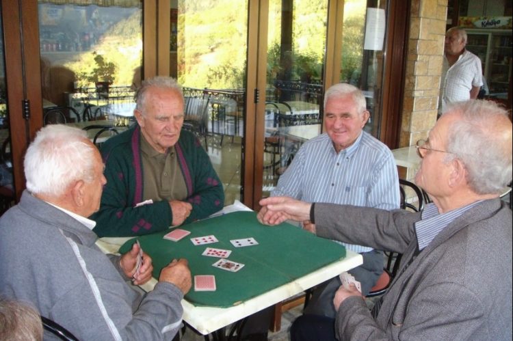Σύνταξη πριν από τα 62 για 32 κατηγορίες ασφαλισμένων