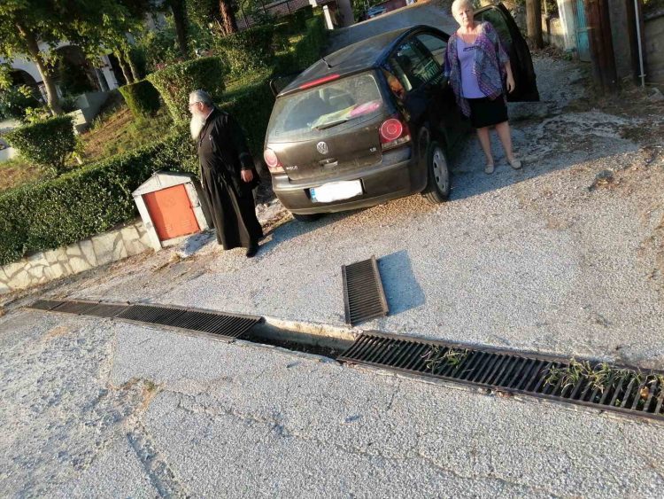 Πήγε για Εσπερινό και έπεσε σε φρεάτιο
