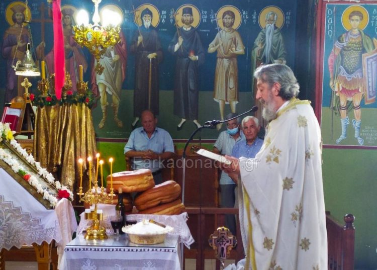 Πανηγύρισε ο Ιερός Ναός των Αγίων Αναργύρων στον Πετρόπορο