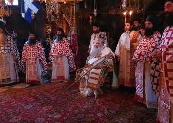 Ο Μητροπολίτης Σταγών και Μετεώρων με Μετεωρίτες Μοναχούς στον  Άγιον Όρος