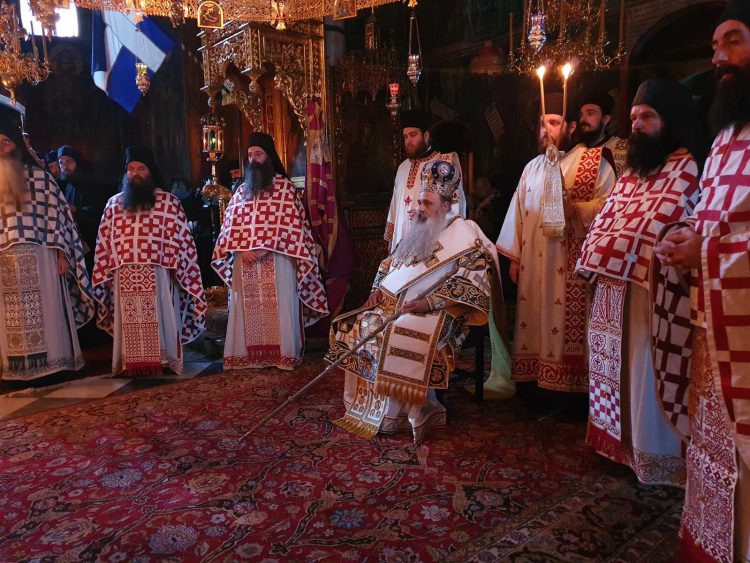 Ο Μητροπολίτης Σταγών και Μετεώρων με Μετεωρίτες Μοναχούς στον  Άγιον Όρος