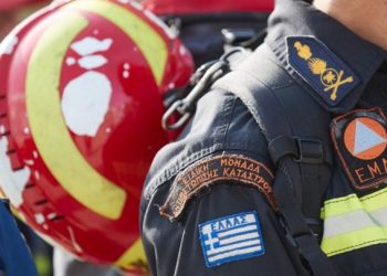 Μετάθεση για 54 πυροσβέστες της ΕΜΑΚ που δεν έχουν εμβολιαστεί