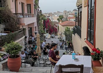 Κορωνοϊός: Καθημερινότητα μετ’ εμποδίων για τους ανεμβολίαστους