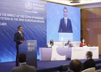 Μητσοτάκης: Καλώ όλο το εκπαιδευτικό προσωπικό, δασκάλους και καθηγητές – Σας παρακαλώ, εμβολιαστείτε!