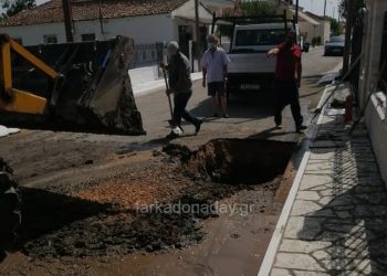 Άμεσα αποκαταστάθηκε η βλάβη σε κεντρικό σωλήνα ύδρευσης στο Πετρωτό