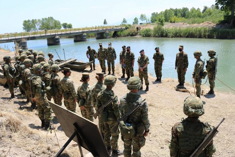 Εντυπωσιακές εικόνες από την θερινή εκπαίδευση των σπουδαστών της ΣΜΥ