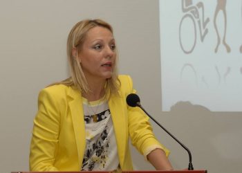 Η Χαλβατζά τους ανοίγει τα μάτια…