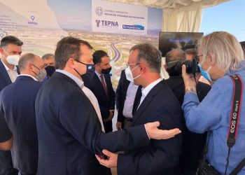 Στα εγκαίνια των πρώτων 14 χιλιομέτρων του Νότιου τμήματος του Ε65 ο Θανάσης Λιούτας