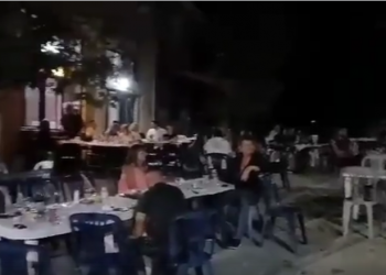 Διασκέδασαν με αγαπημένα τραγούδια στο Διάσελλο