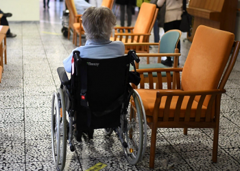 Σε επ’αόριστον αναστολή 10 εργαζόμενοι στο Γηροκομείο Βόλου