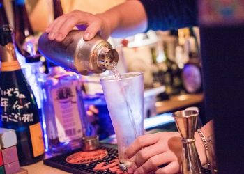 Συνελήφθη υπεύθυνος μπαρ των Τρικάλων για διατάραξη κοινής ησυχίας