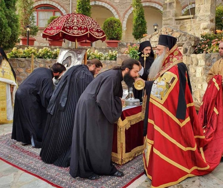 Με τη δέουσα μεγαλοπρέπεια πανηγύρισε η αετοφωλιά του Μεγάλου Μετεώρου