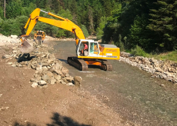Καθαρισμός ποταμών και ρεμάτων σε περιοχές του Παλαμά από την Περιφέρεια Θεσσαλίας