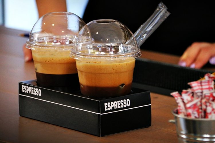 Συναγερμός για αυξήσεις σε καφέ, ψωμί και ενέργεια – Φόβοι πως ο καφές θα φτάσει τα 5€