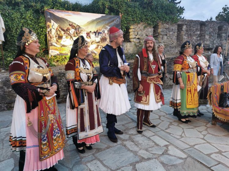 Με επιτυχία διεξήχθη το 1ο  συνέδριο της Ένωσης Καραγκούνηδων Ν. Τρικάλων