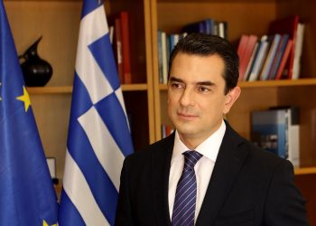 Σκρέκας: Αξιοποιούμε την ηλιακή ενέργεια για μόνιμη μείωση του κόστους ενέργειας σε επιχειρήσεις και νοικοκυριά