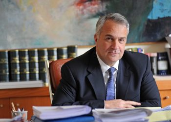 Βορίδης: Πρόστιμο 300 ευρώ σε ανεμβολίαστους δημοσίους υπαλλήλους που δεν κάνουν τεστ