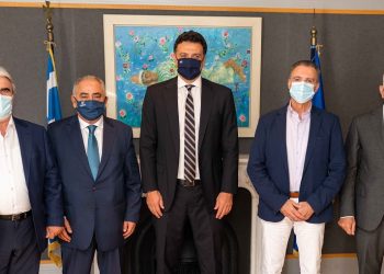 Συνάντηση επιμελητηριακής αντιπροσωπείας με τον Υπουργό Τουρισμού Β. Κικίλια