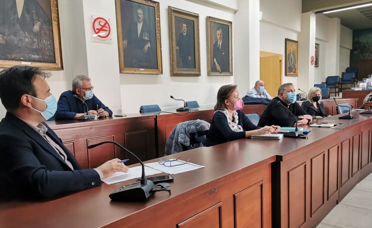 Παντρικαλινή συσπείρωση και εκστρατεία υπέρ των εμβολιασμών