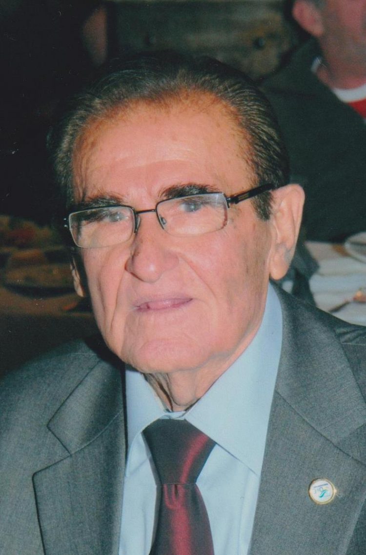 Απεβίωσε ο Απόστολος Κουτσάγιας