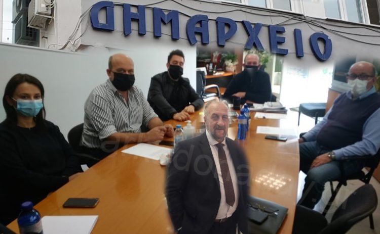 «Γιάννης κερνάει και Γιάννης πίνει»;;;;