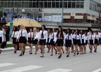 Παγώνη: «OXI » στην μαθητική παρέλαση στα Τρίκαλα