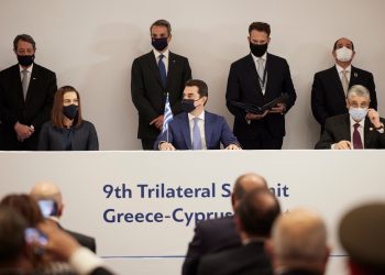 Με υπογραφή Κώστα Σκρέκα, παρουσία των ηγετών Ελλάδας – Κύπρου – Αιγύπτου, η ηλεκτρική διασύνδεση των τριών χωρών