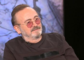 Σταμάτης Γονίδης: Έκανα το μονοδοσικό εμβόλιο γιατί δεν έχει μέσα χιμπαντζή