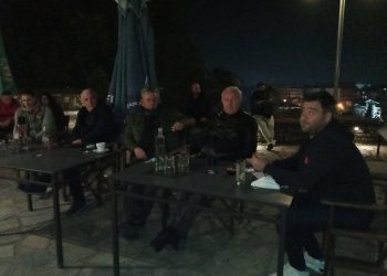 «Λουκέτο» την Τρίτη και… όλοι μπροστά στη Νομαρχία