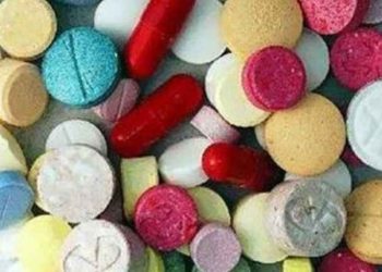 Τον «τσάκωσαν» στον δρόμο στα Τρίκαλα με ναρκωτικά χάπια