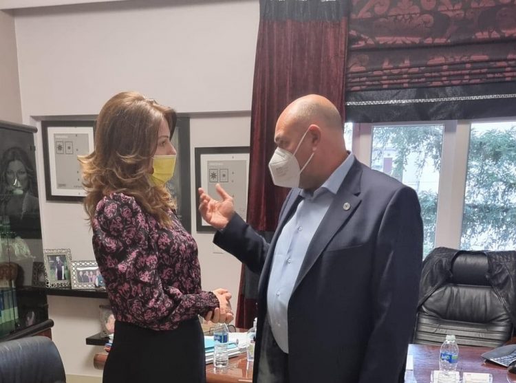 Στην Κατερίνα Παπακώστα ο Πρόεδρος του ΕΚΑΒ κ. Παπαευσταθίου