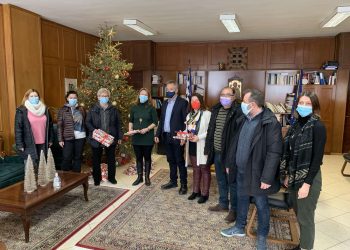 Μοίρασε δώρα σε παιδιά ο Αντιπεριφερειάρχης Τρικάλων  Χρήστος Μιχαλάκης