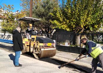 Παπαστεργίου: Συγγνώμη για την ταλαιπωρία, ξεκίνησε ασφαλτόστρωση λόγω των έργων