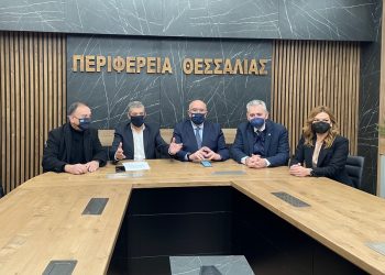Ξεκινούν μέσα στο 2022 τα έργα ηλεκτροκίνησης στο θεσσαλικό σιδηρόδρομο