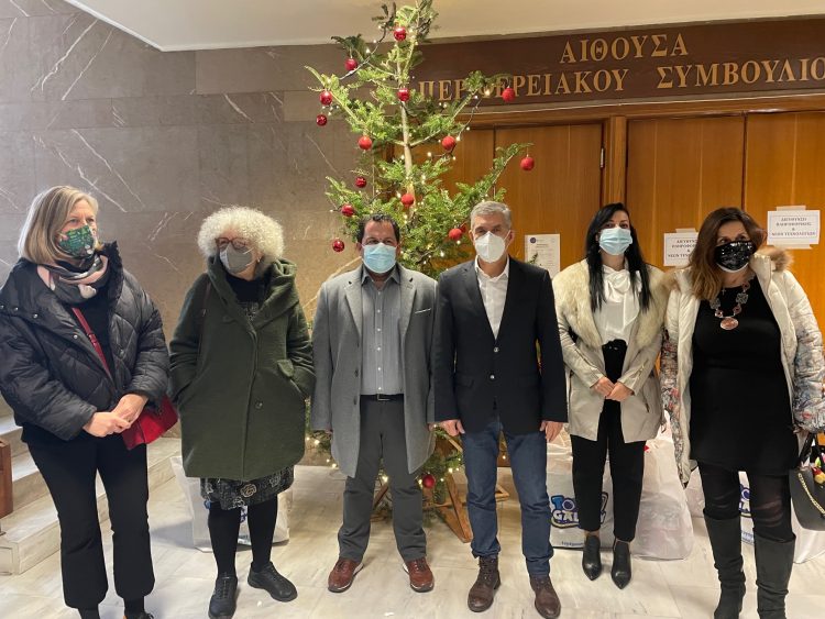 Μοίρασε δώρα σε παιδιά  που διεκδικούν ίσες ευκαιρίες στη ζωή  ο  Αγοραστός