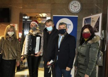 Τα «έψαλαν» στον Αγοραστό